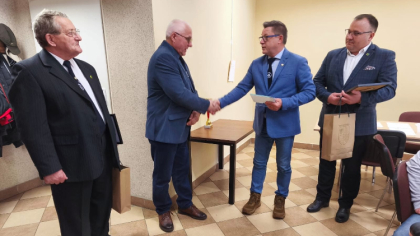 Ostrów Mazowiecka - Wędkarze z Koła PZW Nr 64 w Ostrowi Mazowieckiej nie tylko p