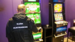 Cztery salony hazardowe zlikwidowane przez KAS. Zabezpieczono automaty i gotówkę (zdjęcia)