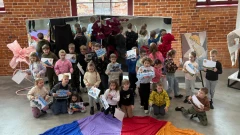 Mali odkrywcy sztuki w Jatkach (zdjęcia)