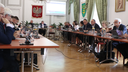 Ostrów Mazowiecka - Podczas ostatniej sesji Rady Miasta Ostrów Mazowiecka radni 