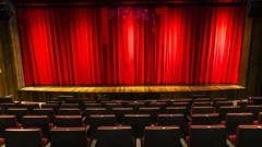 Gminna Biblioteka Publiczna w Wąsewie zaprasza w grudniu na wyjazd teatralny