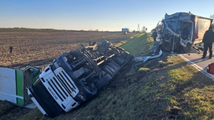 Ostrów Mazowiecka - Do zderzenia dwóch ciężarówek doszło w piątek 7 listopada, p