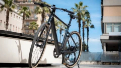 Pierwszy raz na miejskim rowerze elektrycznym? 5 zasad bezpieczeństwa, które musisz znać