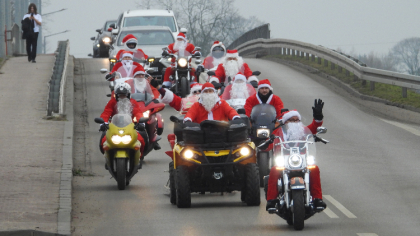 Ostrów Mazowiecka - Od kilku lat na początku grudnia członkowie Klubu Motocyklow