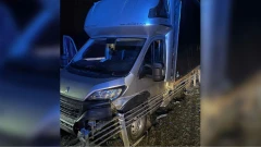 Zderzenie osobówki z busem na trasie S8. Interweniowały służby ratunkowe (zdjęcia)