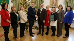 Rodziny wielodzietne z gminy Brok zyskają wsparcie dzięki porozumieniu z miastem Ostrów M…