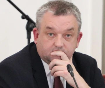 Wokół miejskiego projektu termomodernizacji czterech placówek oświatowych w Ostr