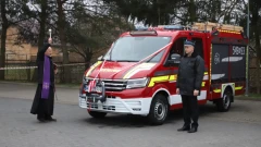 Strażacy z Broku z dumą odebrali nowy samochód ratowniczo-gaśniczy (zdjęcia)