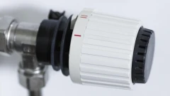 Jak bufor wpływa na żywotność pompy ciepła i kotła?