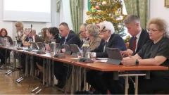 Dwie decyzje, 2,5 mln zł rocznie. Burmistrz wylicza koszty szkoły muzycznej i nowego budy…