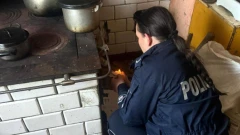 Policjanci uratowali 60-latka przed wychłodzeniem