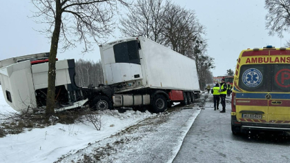 Ostrów Mazowiecka - Do tragicznego wypadku doszło dzisiaj, 17 lutego, na drodze 