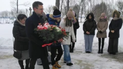 Uroczystości w Bogutach-Piankach. Złożono kwiaty i zapalono znicze (zdjęcia)