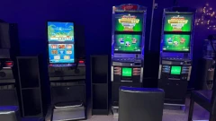 Nielegalny salon gier w Ostrowi zlikwidowany. Zabezpieczono automaty i gotówkę