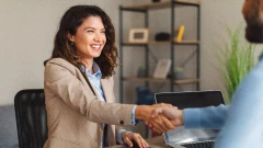 Jak znaleźć pracę bez doświadczenia? Sprawdź!