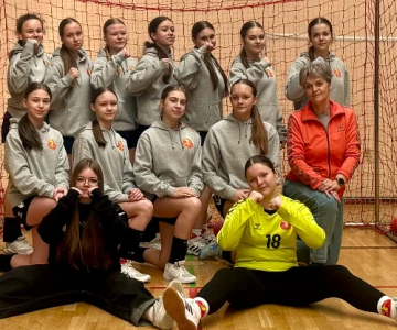 Podopieczne Agaty Rostkowskiej z UKS Dwójka Małkinia Górna zakończyły sezon ligo