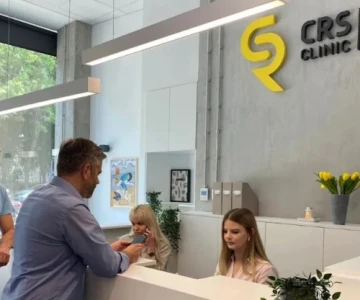 Ból biodra to dolegliwość, która może rozwijać się stopniowo lub pojawić się nag