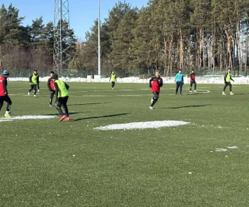 Po dwóch odwołanych terminach MKS Małkinia znów wyszła na boisko i od razu weszł