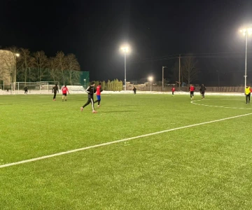 Rezerwy MKS Małkinia udanie kontynuują zimowe przygotowania. W swoim drugim spar