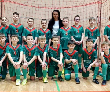 Orlik MKS Małkinia (rocznik 2015/2016) zaprezentował się w nowych kompletach mec