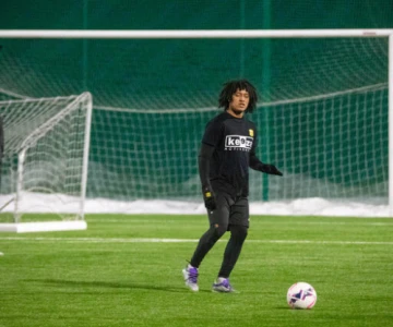 Ostrów Mazowiecka - Piłkarze Ostrovii Ostrów Mazowiecka przegrali 0:4 z Bobrem T