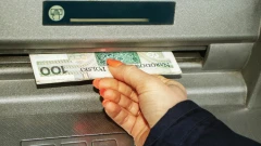 Podszyli się pod bank i służby. Mieszkańcy powiatu oddali im 90 tys. zł