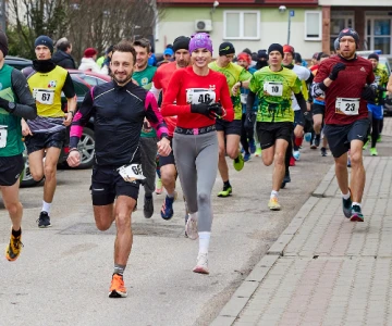Przez ostatnie dziesięć lat Bieg Tropem Wilczym stał się czymś więcej niż sporto
