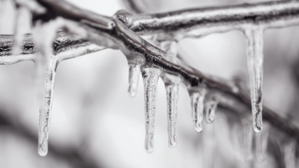 Ostrów Mazowiecka - Idzie ślisko i biało. Ostrzeżenie IMGW dla naszego regionu: 