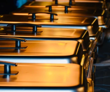 Organizacja profesjonalnego bankietu, wesela czy konferencji to skomplikowane ró