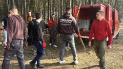 Ruszyli do lasu i zrobili kawał dobrej roboty. Młodzież z Małkini dała przykład (zdjęcia)