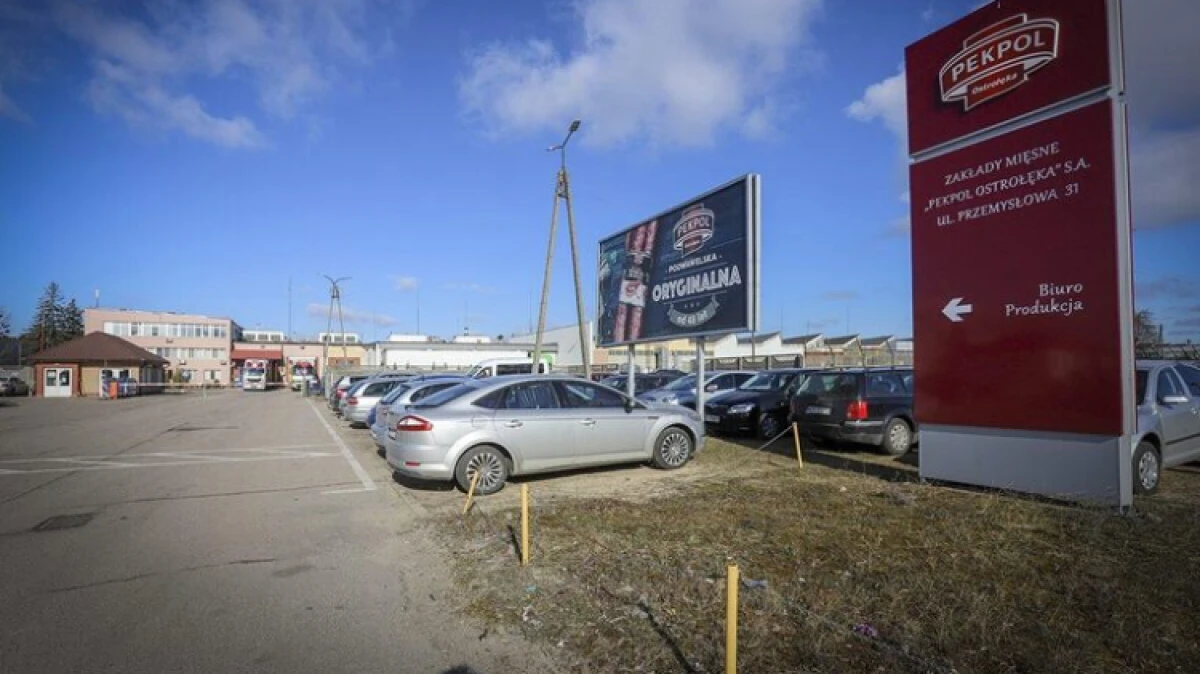 Minionej nocy doszło do włamania, w wyniku którego uszkodzona została ważna infrastruktura informatyczna zakładu. 
[foto]47072[/foto]
- Ot