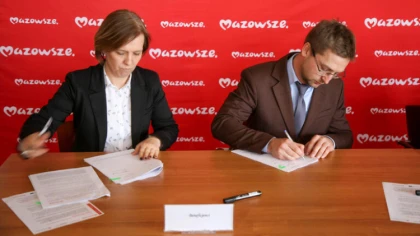 Zniszczone nawierzchnie placu manewrowego i chodników zostan