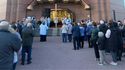 Ostrów Mazowiecka - Do udziału w drodze krzyżowej ulicami miasta zapraszają para