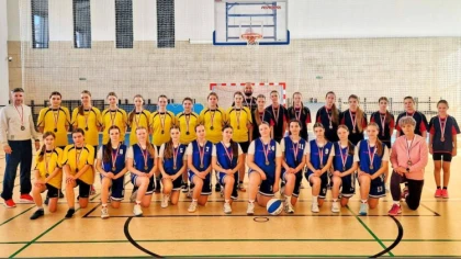 Ostrów Mazowiecka - Finał powiatu ostrowskiego w koszykówce dziewcząt okazał się