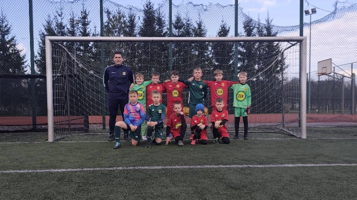 Niedzielne spotkanie drużyny F1 Żak z udziałem młodych zawodników KS Ostrovia Ostrów Mazowiecka ostatecznie nie doszło do skutku. Zespół K