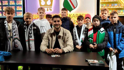 Ostrów Mazowiecka - Bardzo miłe piłkarskie przeżycie spotkało młodzieżowe drużyn