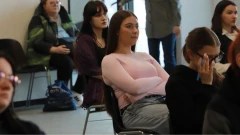 Ale pułapki w dyktandzie w Ostrowi. Pisały dzieci, pisali dorośli (zdjęcia, wideo)