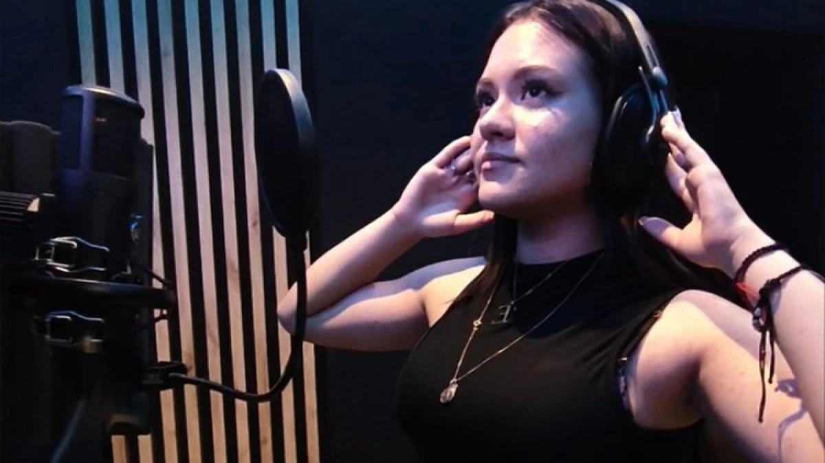 Przed publicznością kolejne muzyczne spotkanie, które ma szansę zostać zapamiętane na długo. Tym razem na scenie pojawi się młoda artystka