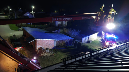 Ostrów Mazowiecka - W budynku wielorodzinnym wybuchł pożar. Wstępne informacje w