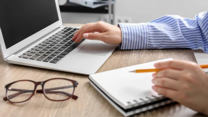 Szukając pracy, warto zaglądać do ogłoszeń przekazywanych pr