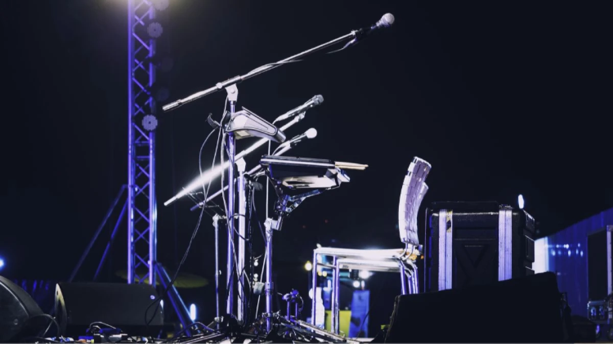 Będzie muzyka, będą emocje i będzie coś, co może naprawdę poruszyć widzów. Młodzież z CSL Technikum Lotniczego szykuje wiosenny wieczór