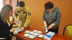 Małe urządzenia, wielka sprawa. Do Andrzejewa dotarły czujki, które mogą uratować życie (…