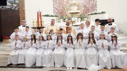 Ostrów Mazowiecka - W kościele pw. NŚPA w Małkini Górnej do Pierwszej Komunii Św