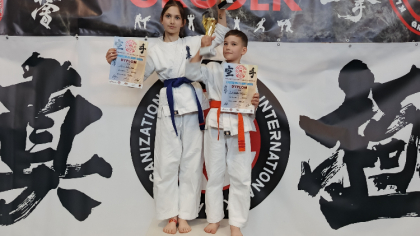 Ostrów Mazowiecka - Zawodnicy Brokowskiego Klubu Karate Kyokushinkai startowali 