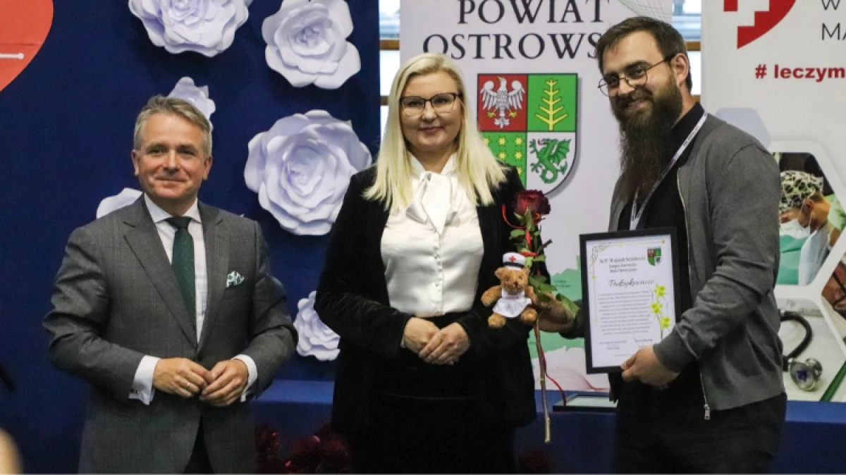 To był dzień pełen podziękowań, wzruszeń i słów uznania dla osób, które każdego dnia stoją blisko pacjentów. Pielęgniarki, położne