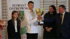 Sportowy rok szkolny podsumowany. Kto odebrał nagrody i puchary? (zdjęcia, wideo)