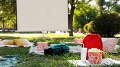 Już dziś kino plenerowe w Zarębach Kościelnych. Na ekranie "Hopnięci"