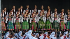 Co tam się działo! Wszyscy śpiewali razem z Zespołem "Mazowsze" (zdjęcia, wideo)