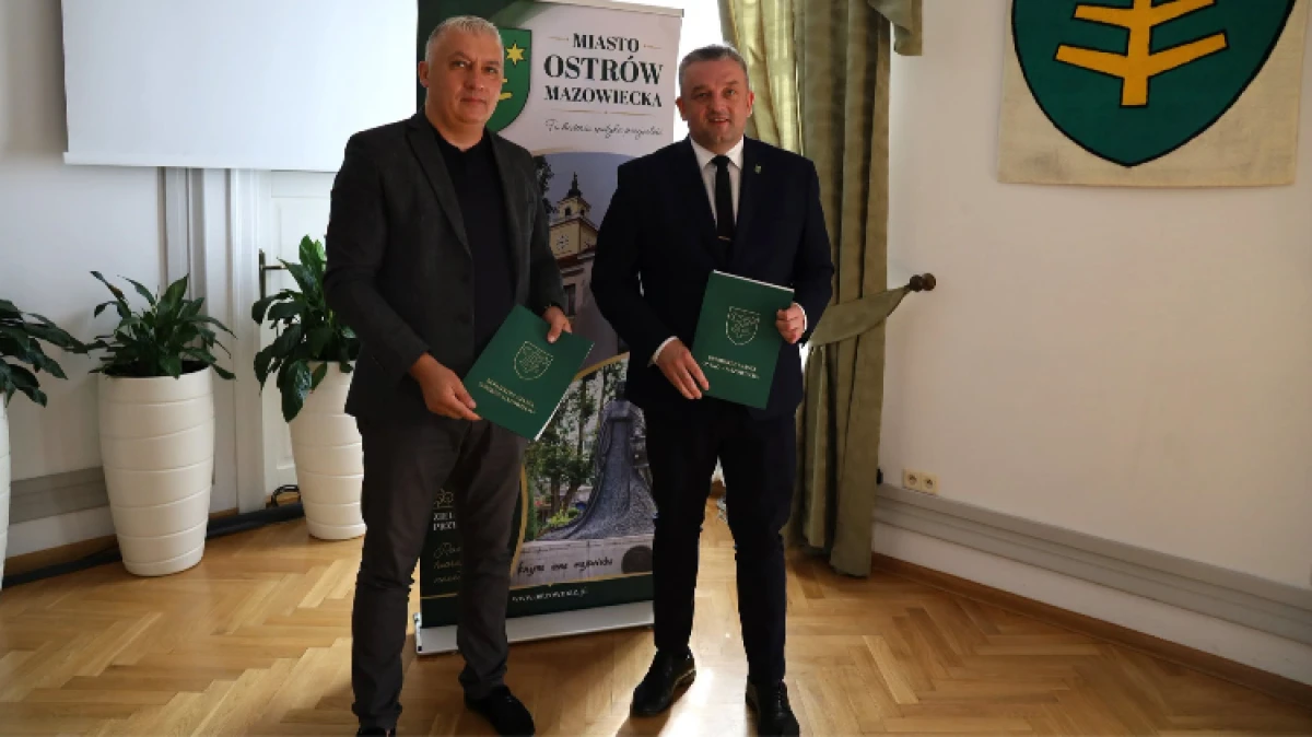 Miasto Ostrów Mazowiecka podpisało umowę na budowę nowej drogi łączącej ul. Małkińską z ul. Broniewskiego.
[foto]49450[/foto]
29 lipca 