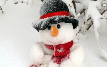 Ostrów Mazowiecka - Prawdziwa zima wreszcie nastała. Od wczoraj intensywnie pada